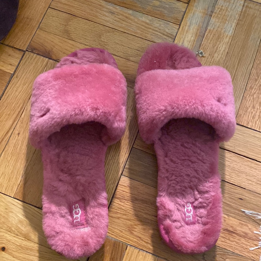UGG Sandal Slippers PINK SIZE 8 Women’s